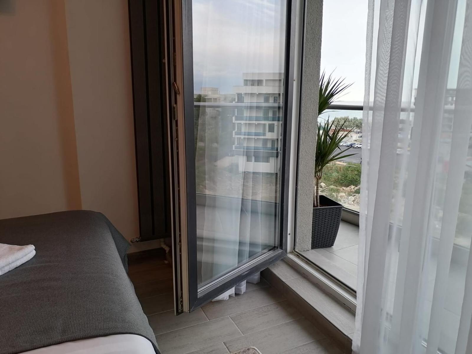 Alesea Ap-Alezzi Beach Resort Năvodari Dış mekan fotoğraf